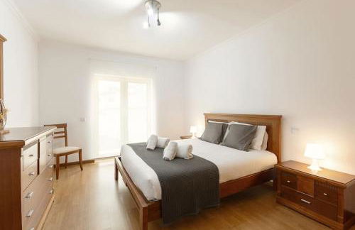 Casa das Grutas - Spacious villa with private parking - Photo 22