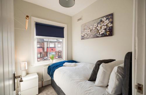 Westbourne House By Horizon Stays - Photo 6