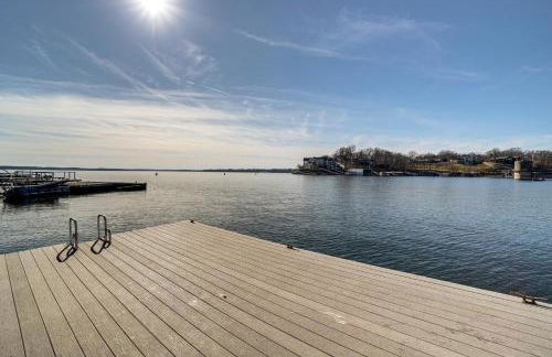 Lakefront Family Home with Dock and Views in Vinita! - Foto 28