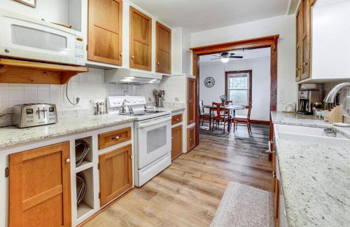 Secluded Crown Point Haven Near Golfing and Parks! - Foto 8