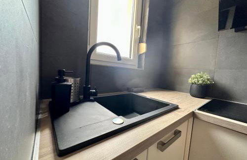 Apt Stoja Beach - 50m from the sea !! - Photo 14