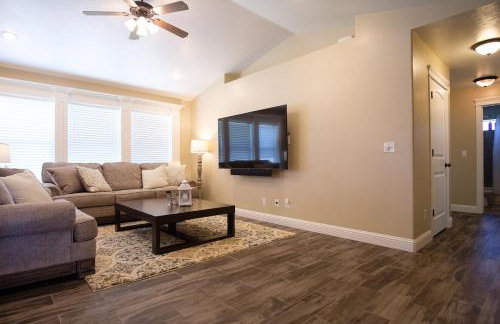 Modern Home with 3-Car Garage & Large Yard - Photo 13