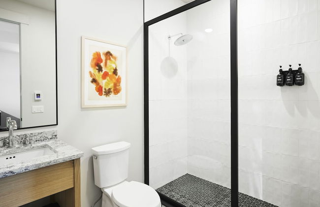 Hudson River Way by Woodstock Way Hotel - Photo 71