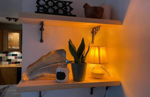 Cheerful 2 Bedroom Townhouse with Cinema Loft - Foto 20