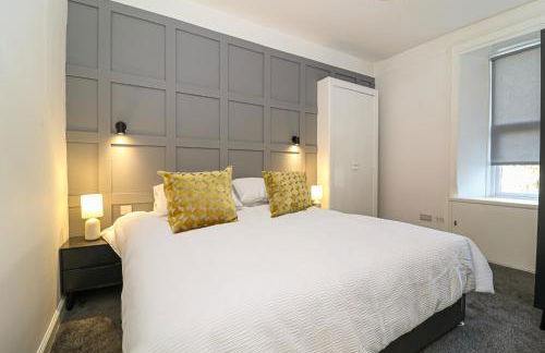 Fantastic 1 Bedroom Apartment with Free Parking - Ideal for Contractors - Foto 2