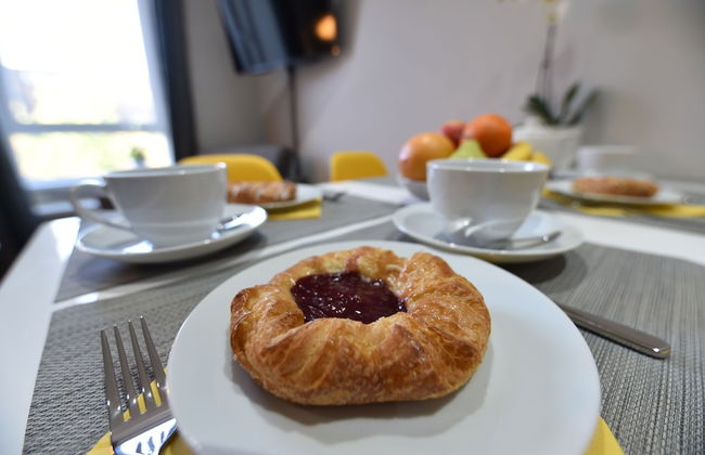 First - Meadowbank House Apartment - Foto 30