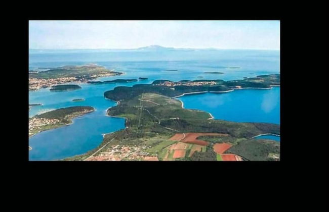 Adorable Stone House With Terrace Near the Beach - Foto 29