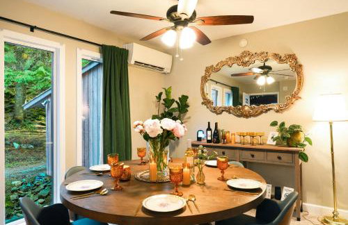 Cozy 2BR Condo Walk to Lake, Saltwater Pool and Golf - Foto 9