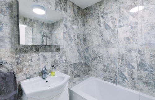 Sea View Sanctuary Apartment! - Foto 9