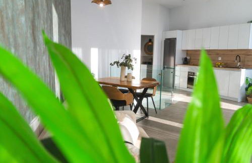 Amber Skies Seafront Retreat - Photo 62