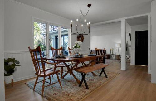 Cozy Retreat near Paris Mtn State Park Sleeps 12 - Foto 18