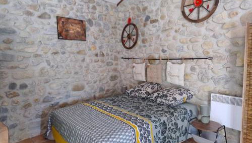 lou caladou gîte en pierre avec bain à remous - Foto 1