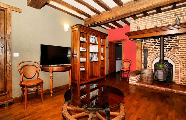 Magnificent Holiday Home in Baronville With Heated Pool & Billiards - Photo 18