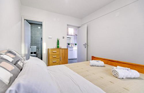 Countryside holiday home - pool - big terrace - Foto 47