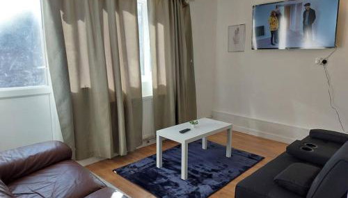 5 Bedroom House in Romford - Foto 2