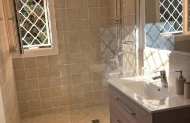 Magnifique Appartement à Cassis,Parking,2 pas du Port - Photo 32