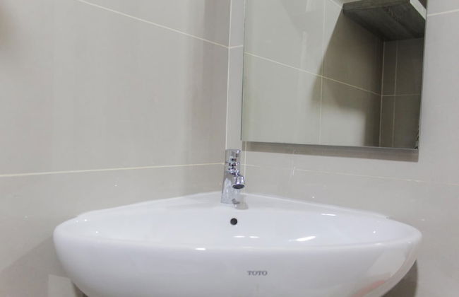 Comfy and Stylish Studio Apartment at B Residence - Foto 9