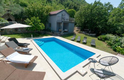 Apartments Srdanovic - Photo 28