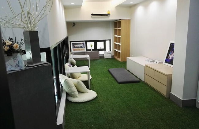 Sonrisa Sriracha - Photo 62