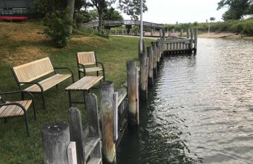 Lagoon Lodge: North Fork,Charming 3Br, Waterfront - Foto 18