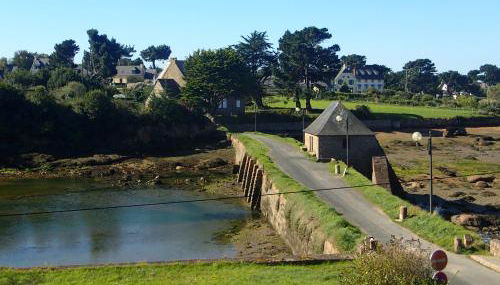 Studio les pieds dans l'eau au port de Ploumanac'h - Foto 4