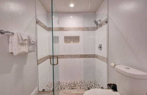 5 BR Mansion with Pool and non-heated Jacuzzi Games in Boynton Beach - Photo 44