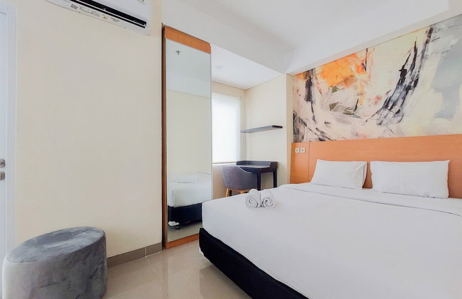 Homey And Comfort Studio Apartment At B Residence - Foto 3