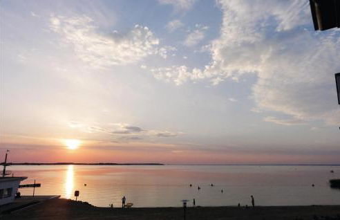 1 Bedroom Gorgeous Apartment In Rechlin - Photo 15