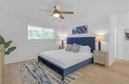 Waterfront 2BR Escape - Pool, Gym & Balcony with Intracoastal Views - Foto 34