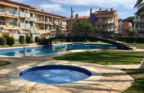 Apartamento Port Marino Piscina Parking Gratis y Terraza en Cambrils - Photo 18