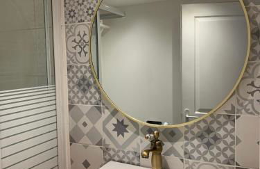 Maison cosy cœur de bastide+ cour + vue sur toits - Foto 3