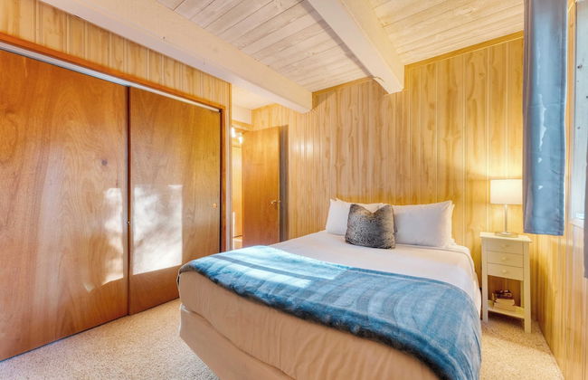 Lundy Bearden Serene Tahoe Retreat With Deck, Fireplace, and Forest Views - Foto 26