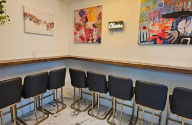 Stylish Duplex walkTO Lake Eola Orlando. Sleeps 8 - Foto 70