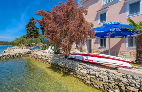 Beautiful Apartment In Punta Kriza - Foto 18