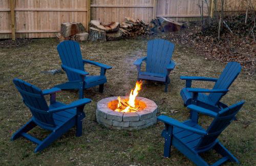 NEW! Updated Mystic Home w/ Sauna, Hot Tub & Deck - Foto 42