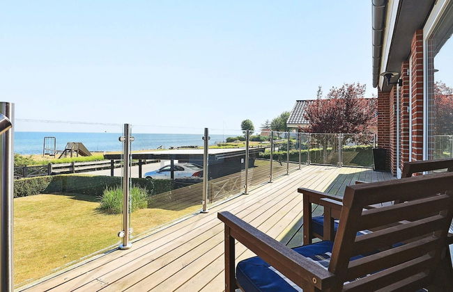 6 Person Holiday Home in Stroby - Foto 27