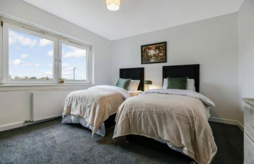 Free Parking - Central - Sleeps 6 - 3 Bedrooms - Foto 13