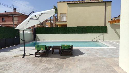 Casa en Empordà con piscina grande propia - Foto 3