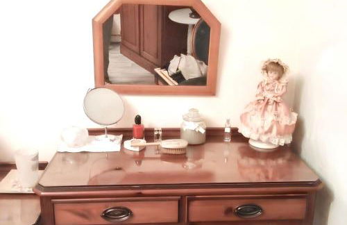 Maison de charme à Primelin avec jardin et parking privé - Foto 6