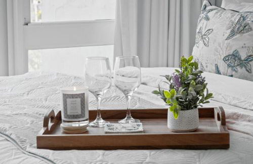 Beach Front 2 Bed Condo - Pool & Tiki Bar - Foto 29