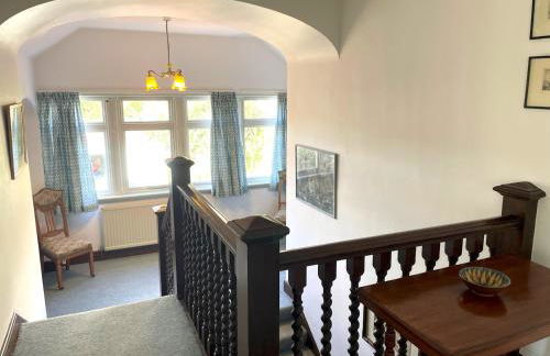 Beautiful 4BR Period Home With Spectacular Views - Pass the Keys - Photo 24