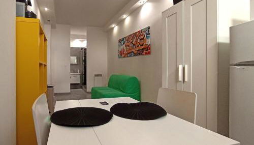 Petit cocon idéalement placé proche du stade - Foto 1