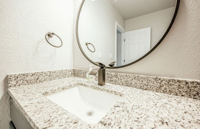 Spacious Cozy 6BR for 14- Lgbtq Friendly 2260 - Photo 43