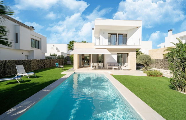 Elegant Home With Pool - Foto 1