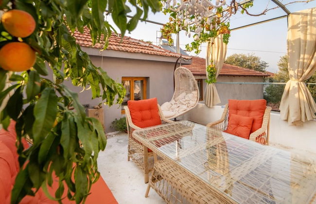 Cozy Oasis With Lovely Backyard in Fethiye - Foto 18