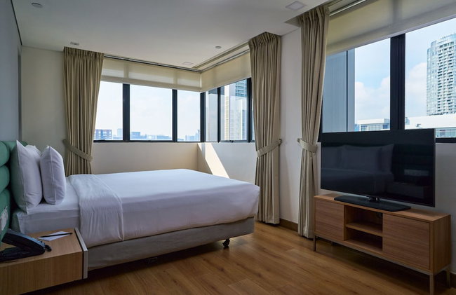 Novotel Living Singapore Orchard - Photo 10