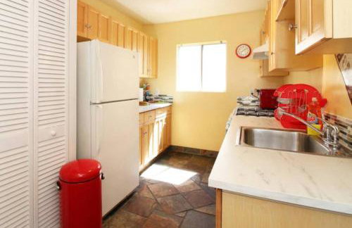 Casa California - Backyard, BBQ, Firepit & Near Beaches - Foto 6