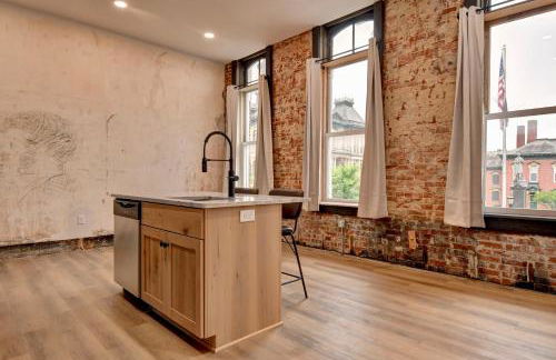 Kaufman Suite- BY BUSY INTERSECTION - Foto 11