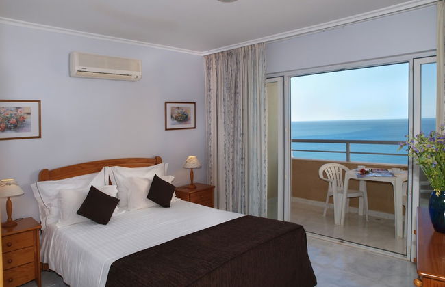 Apartamentos Jardins da Rocha - Foto 1