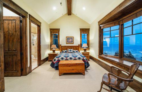 8 Bedroom Deer Valley Masterpiece with endless views. Theater hot tub game room ski-inout - Photo 28